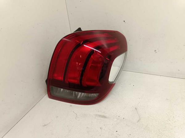 FEU ARRIERE DROIT PEUGEOT 108 05/2014-2021 - Vue 1